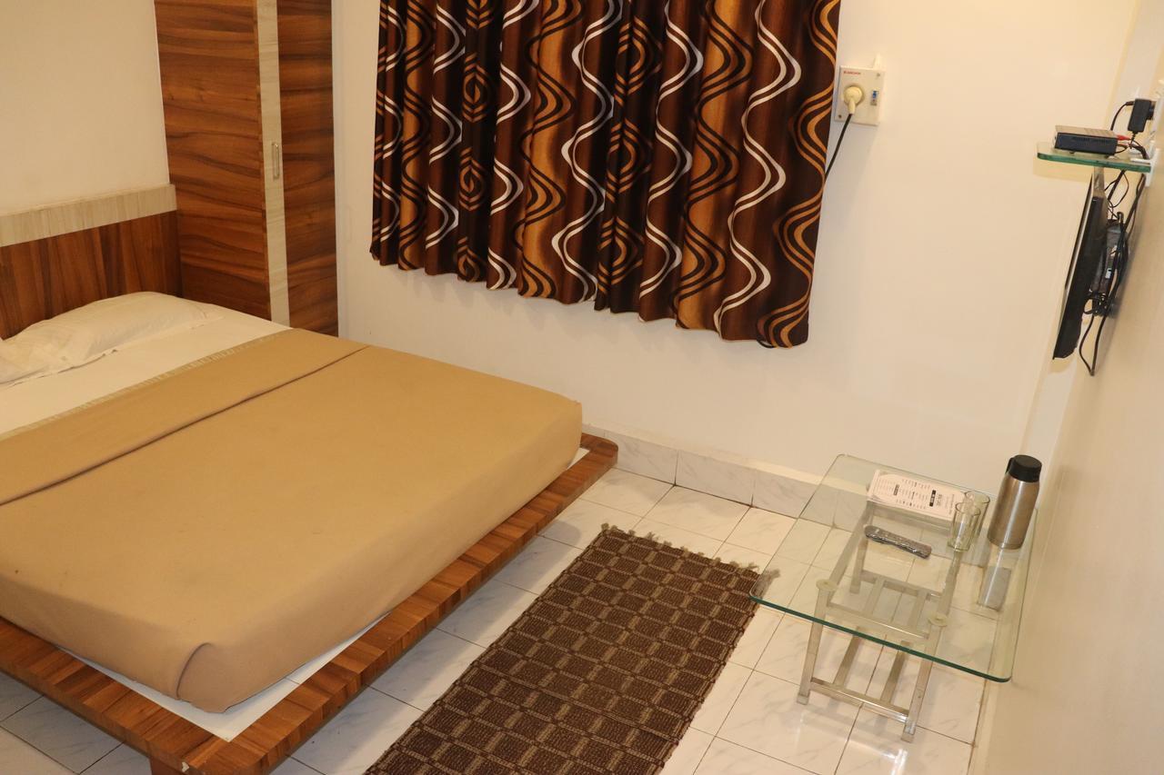 Hotel Raj Aurangabad  Exterior photo
