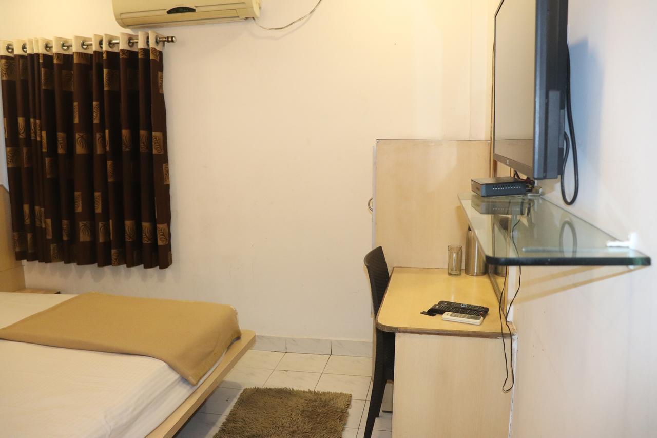 Hotel Raj Aurangabad  Exterior photo