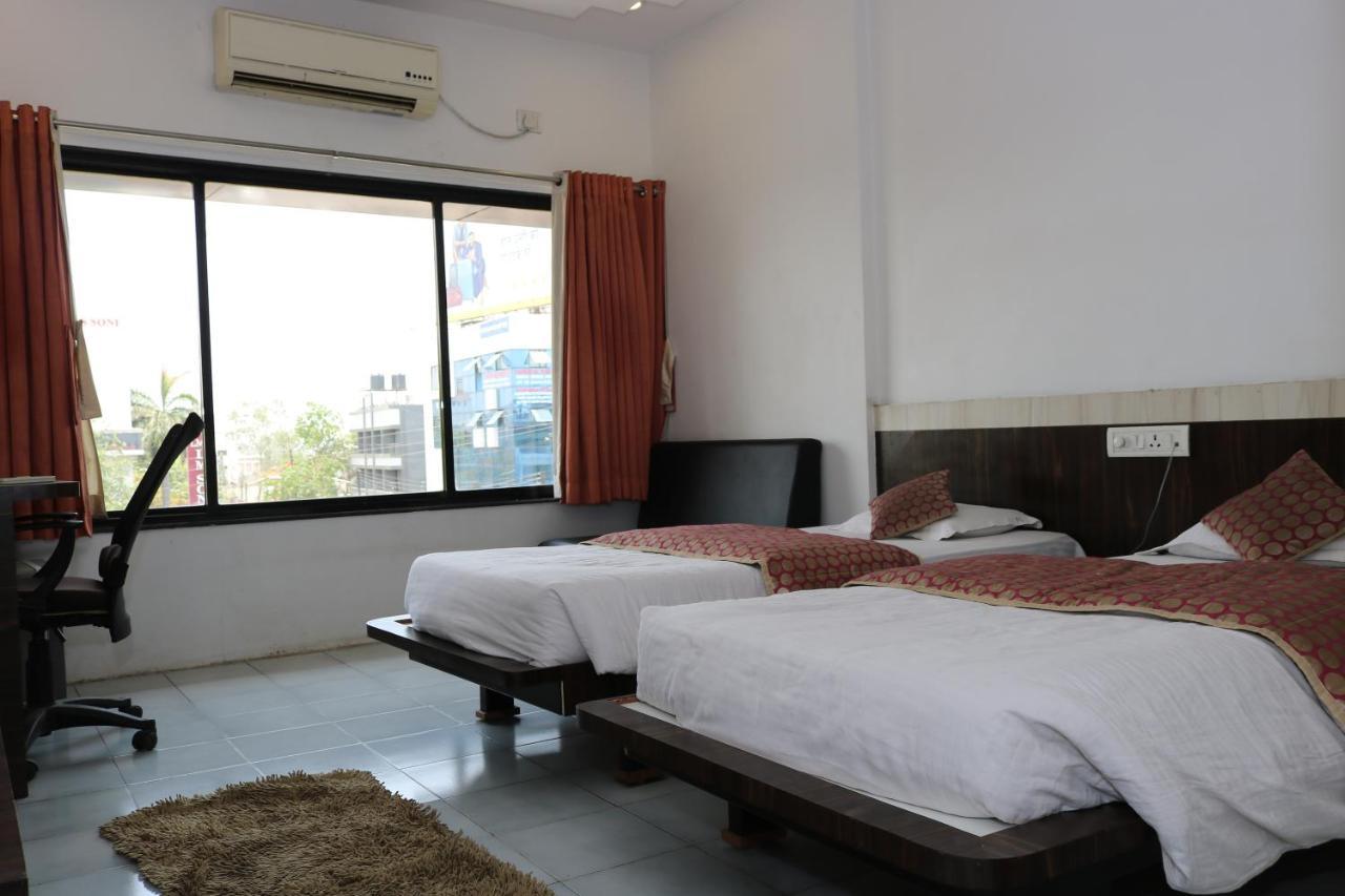 Hotel Raj Aurangabad  Exterior photo