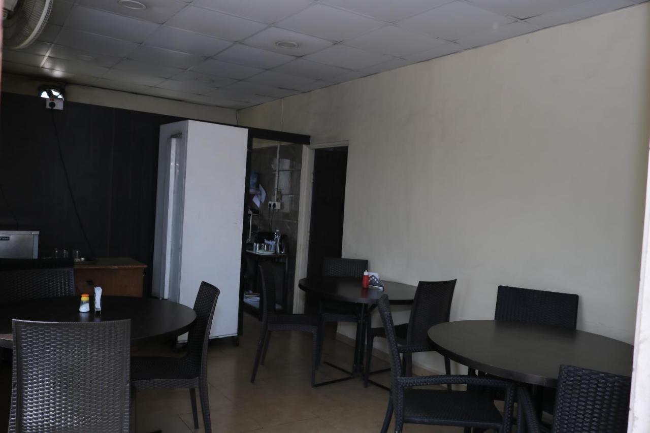 Hotel Raj Aurangabad  Exterior photo